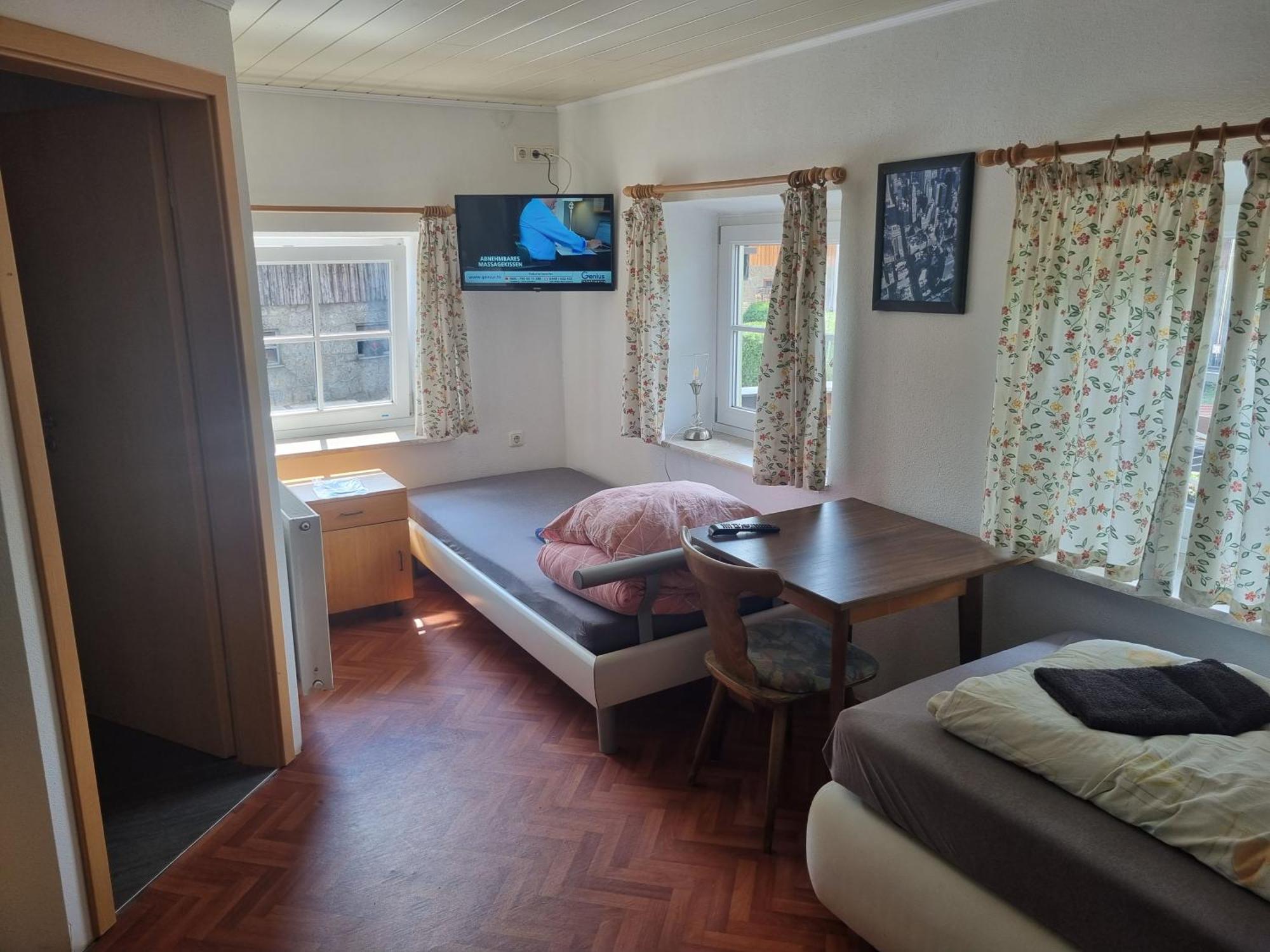 Pension Inntalhof เราบลิง ภายนอก รูปภาพ
